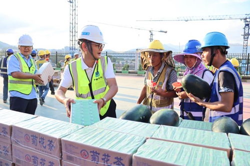 中建科工大鹏人民医院项目开展防暑降温夏送清凉活动